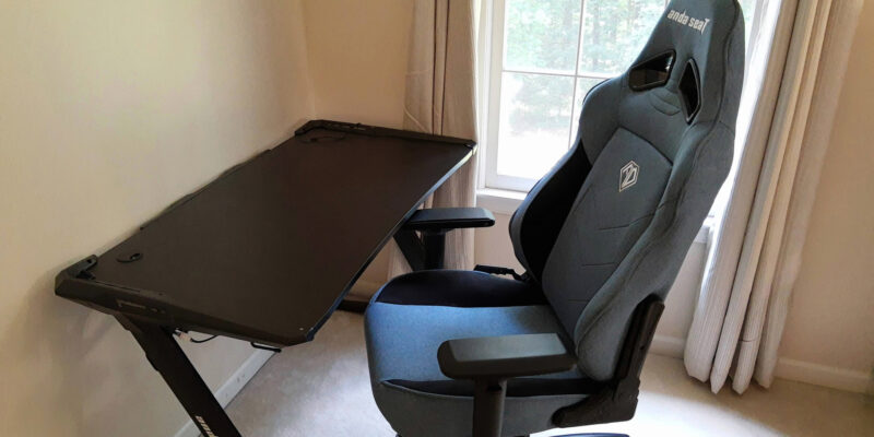 Обзор игрового кресла Anda Seat T-Compact